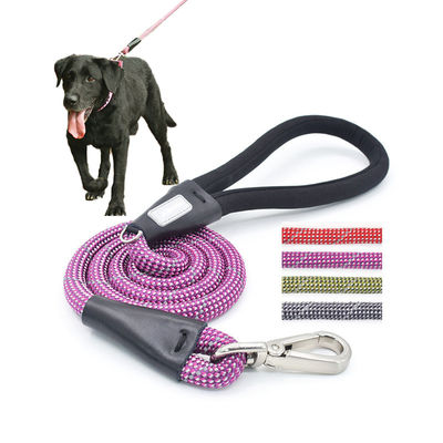 comprar Perro púrpura con correa de paseo colorida mascota de paseo corriendo de nylon deslizamiento de plomo doble cuerda Fabricación en línea