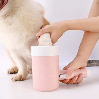 comprar Lavadora de pies de perro rosa limpiadora de patas de cachorro de silicona limpiadora automática de patas de perro Fabricación en línea