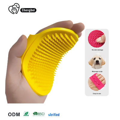 Cuero de baño de cachorro amarillo portátil TPR Cuero de baño y cepillo para perros
