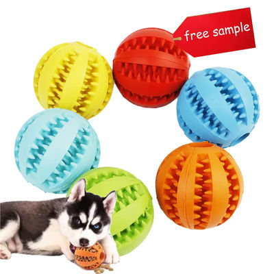 Interactiva bola de goma para perros juguete de goma suave sostenible para el juego de mascotas hecho a medida